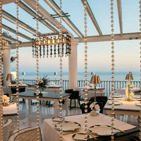 フランカ ホテル 5*